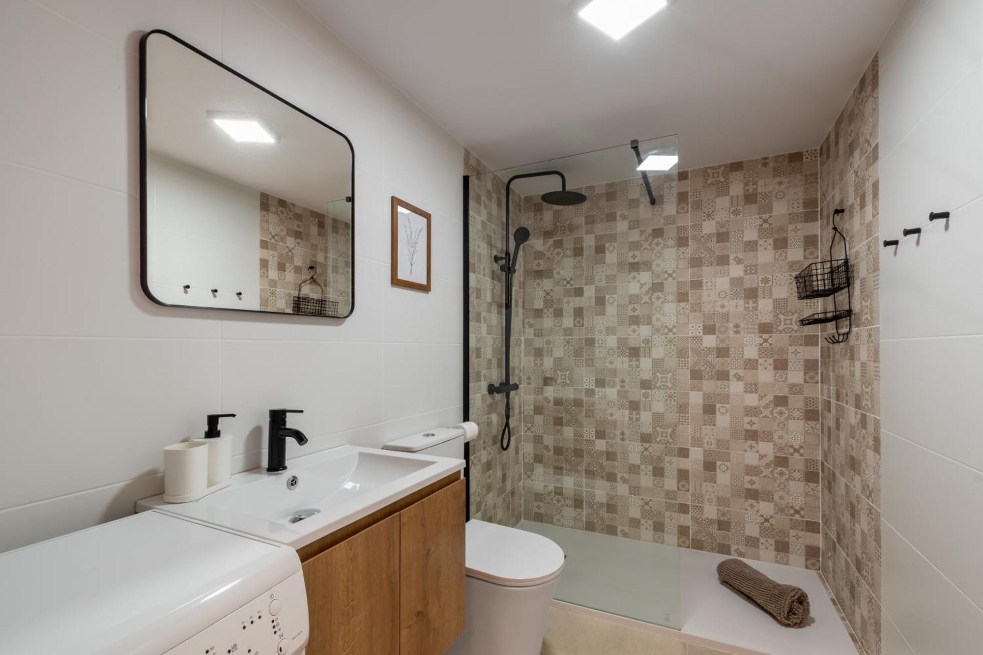 Renovated Apartment On Beachside With Pool Nerja Dış mekan fotoğraf